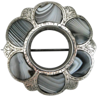 antique-victorian-scottish-sterling-silver-montrose-agate-brooch