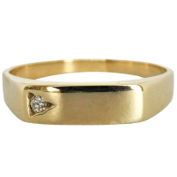 gold-diamond-signet-ring_1